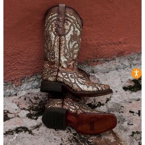Size 7 Almost Brand New Corral Cowboy Boots